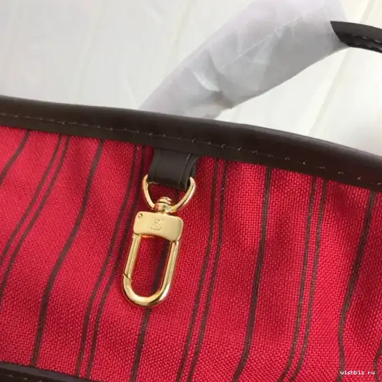 WIS PM LOUIS NEVERFULL VUITTON 0527